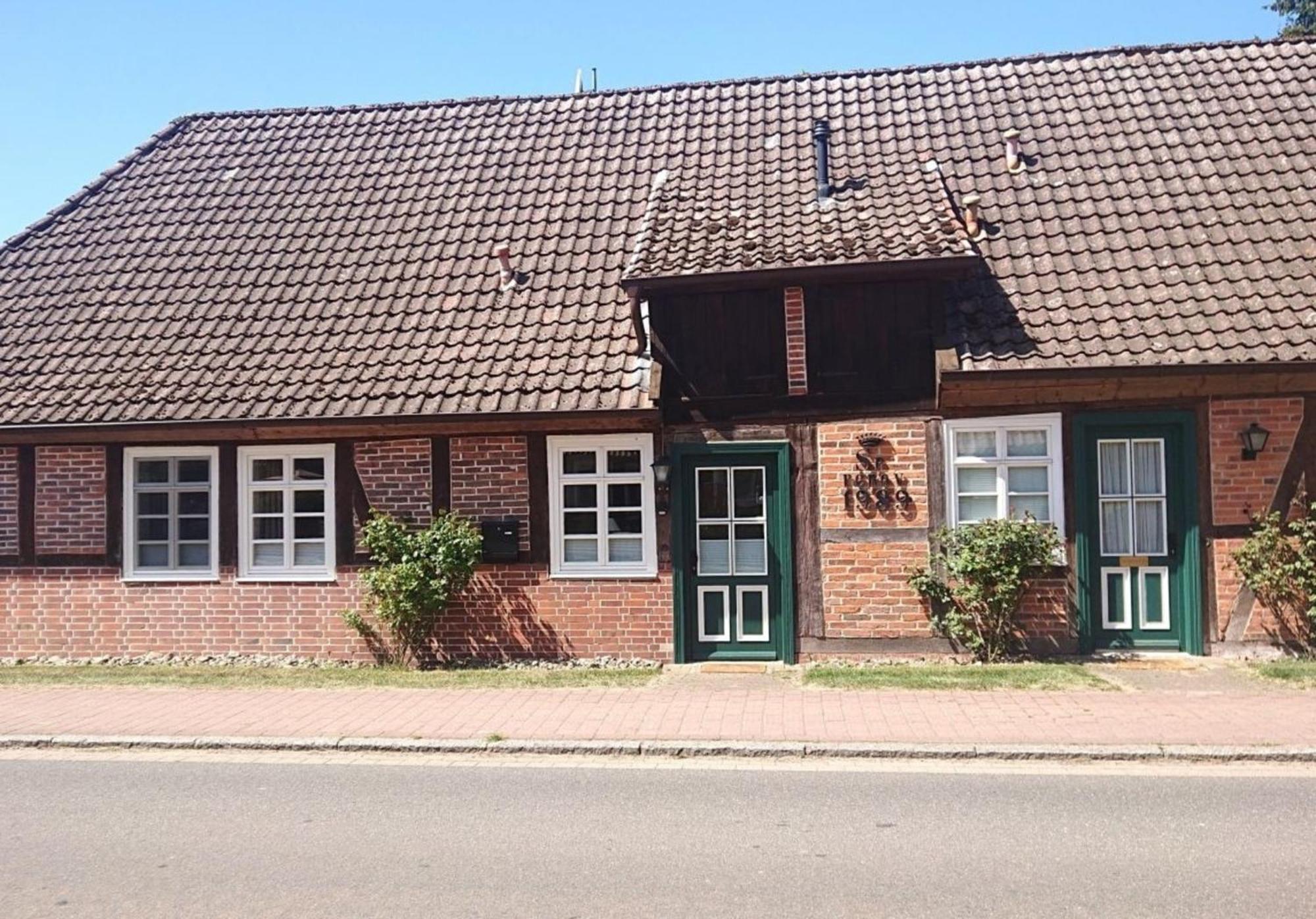 Luedersburger Strasse 19B Daire Dış mekan fotoğraf